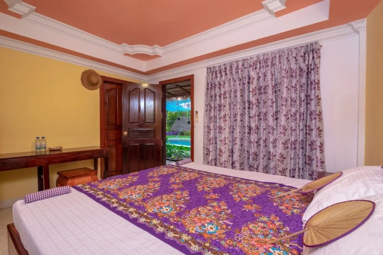 Standard Double room with view