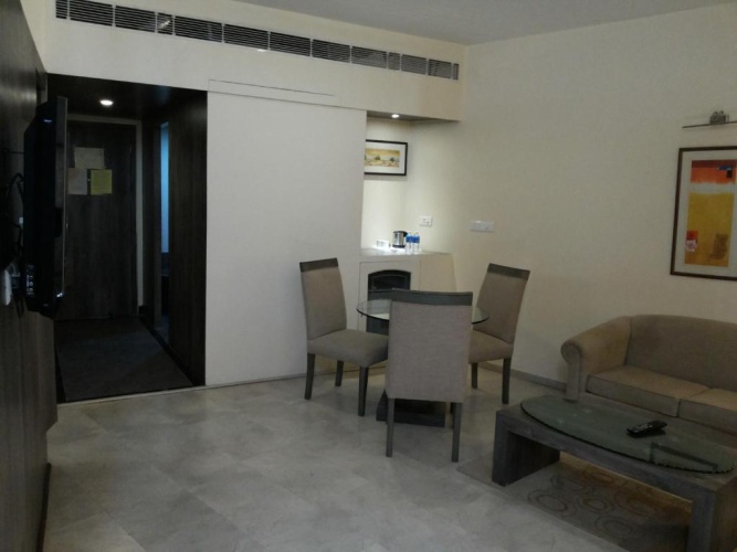 Deluxe Suite with view