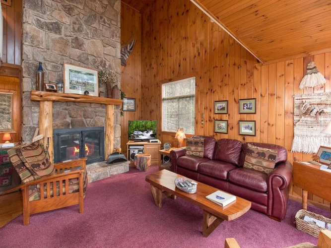 Mountain Top - Two Bedroom Cabin