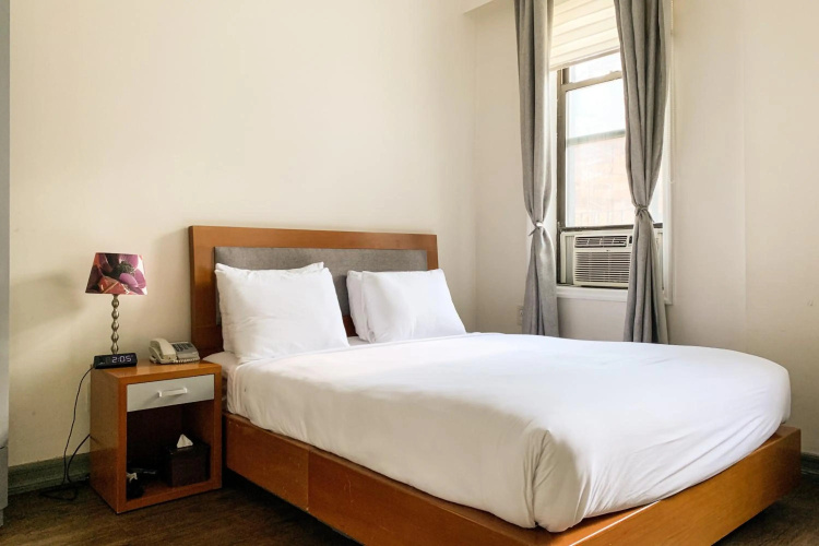 Midtown West Hotel