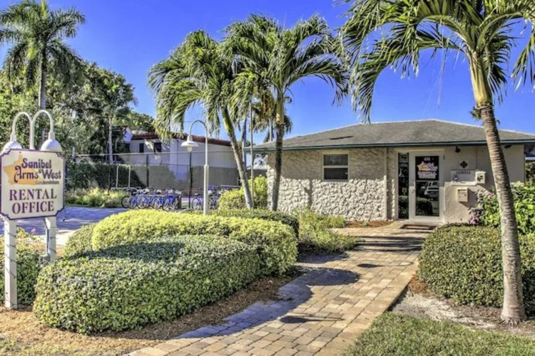 Sanibel Arms West Condominiums