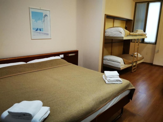 Standard Quadruple room