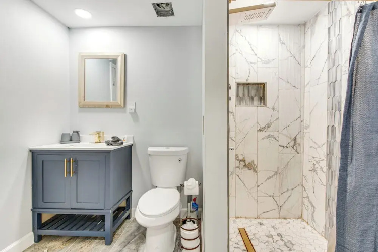 6 Mi to Airport: Riverdale Home w/ Private Pool!