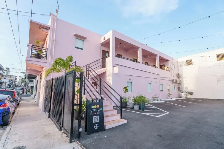 Room 4: Compact Bunk Room In Arts District - San Juan