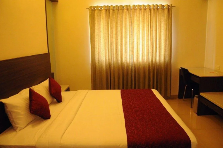 Hotel Land Mark