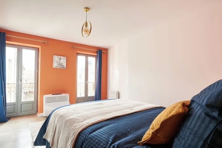 2 Bedrooms Deluxe Apartment