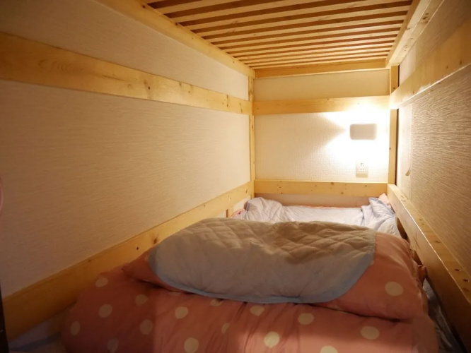 G'inns guest house - Hostel