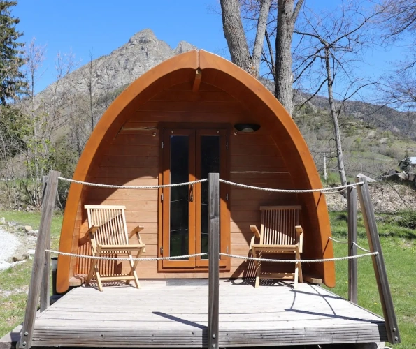 Standard room with balcony and with mountain view
