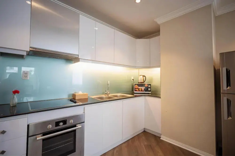 Skyline Tower - Service Apartments