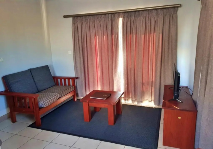 Tlou Safari Lodge