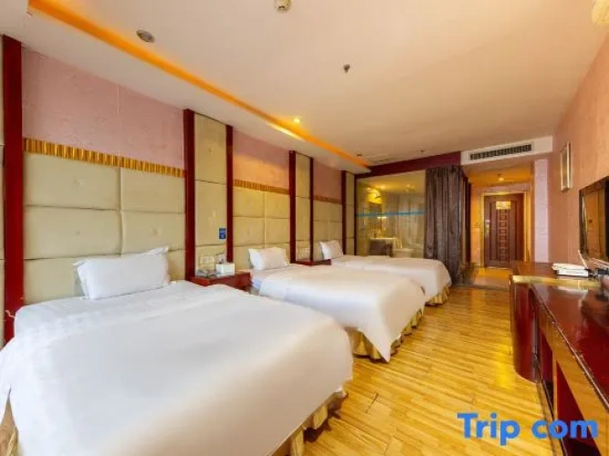 3 Bedrooms Business Suite