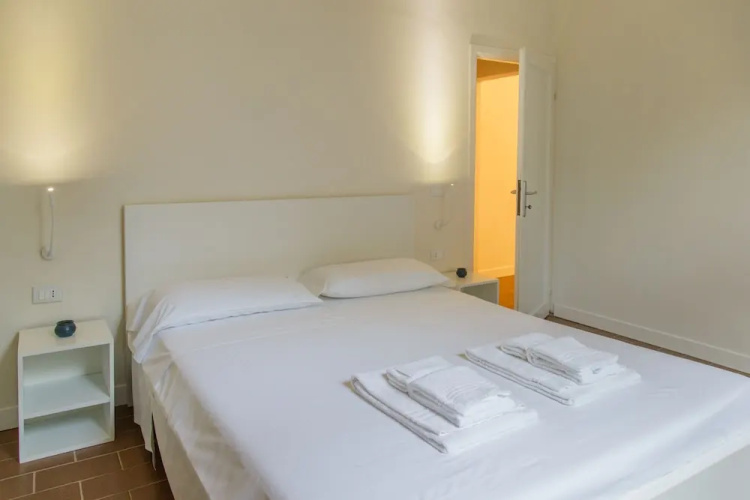 EE Florence Luxury Apartments