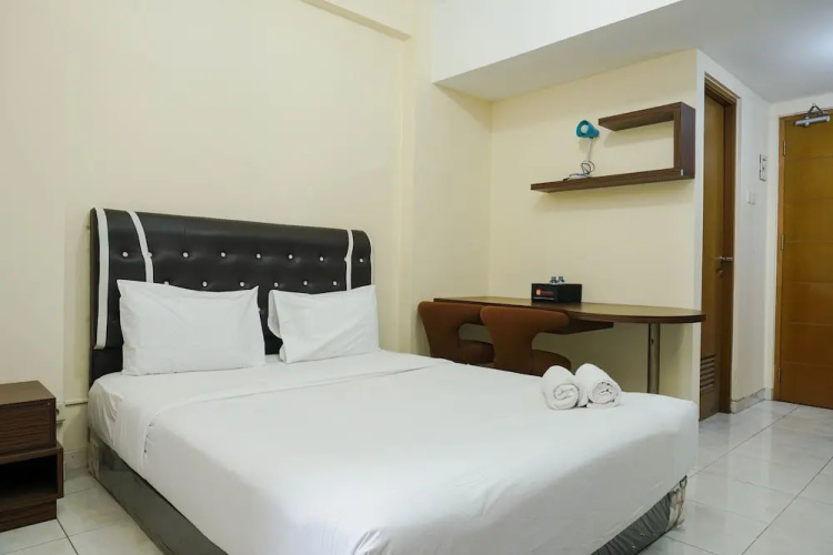 Compact Studio Apartment at Margonda Residence 2