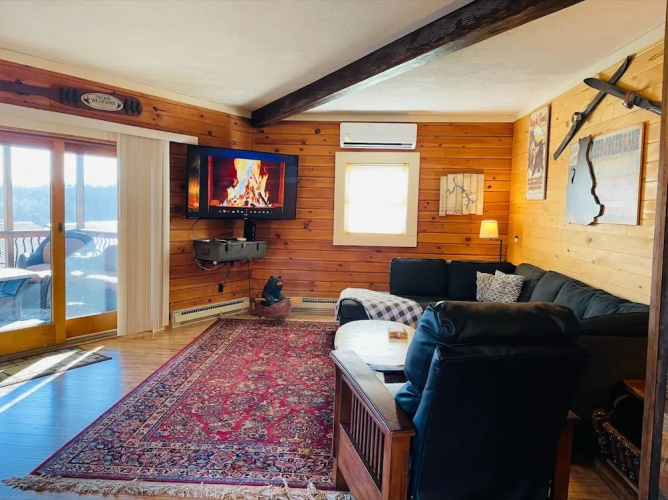 3 Bears Lodge by Taylor Made Deep Creek