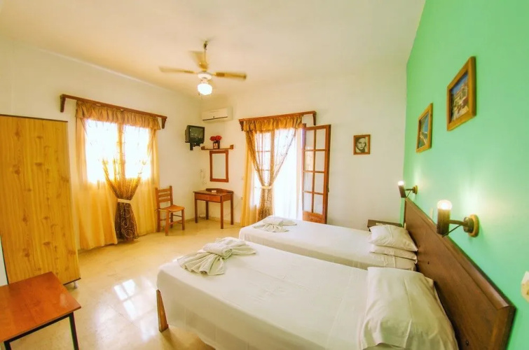 Yanna's Apartments