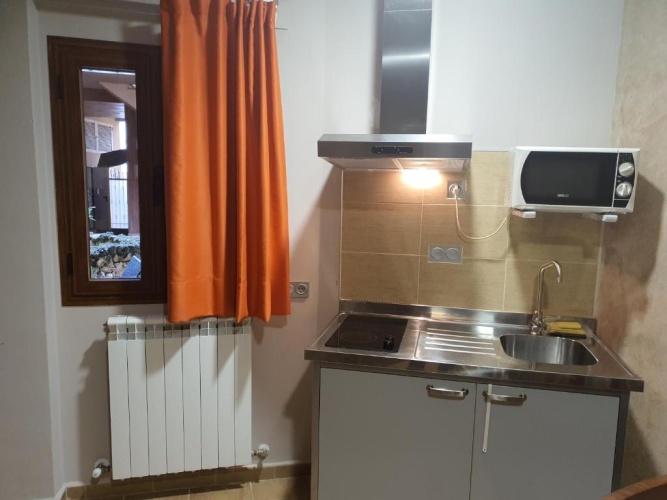 1 Bedroom Apartment
