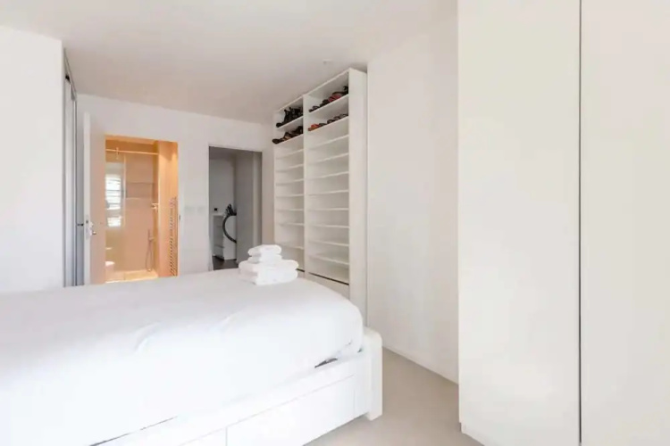 Modern 2BD Flat With a Balcony - Wandsworth