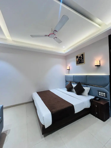 Hotel Care Residency