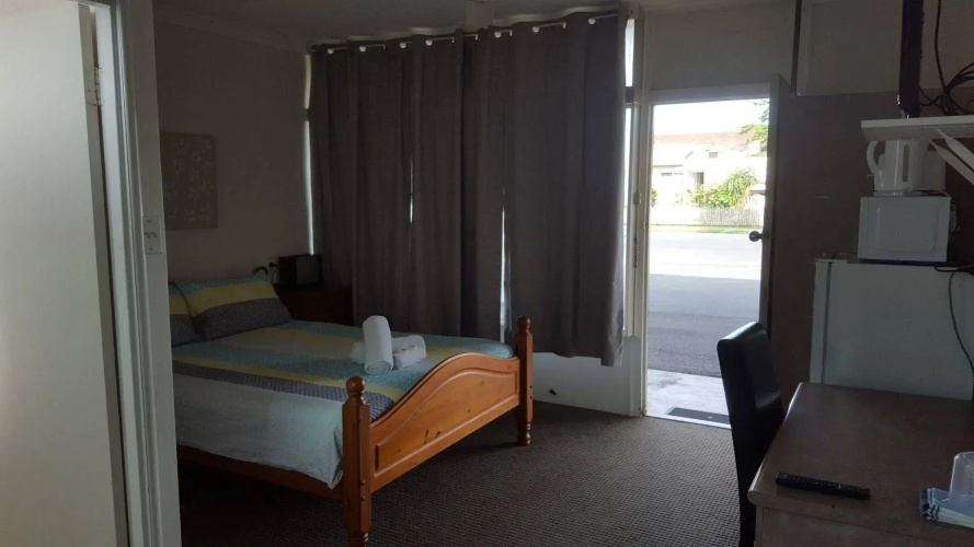 Proserpine Motel