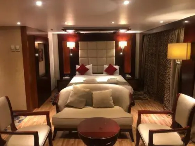 M/S Blueshadow