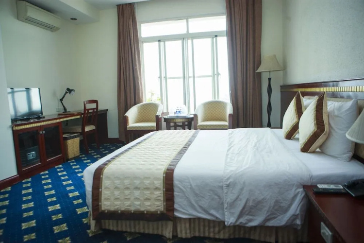 Ngan Ha Hotel