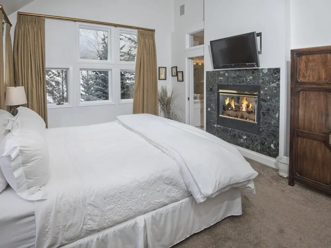 Vermont Road Chalet