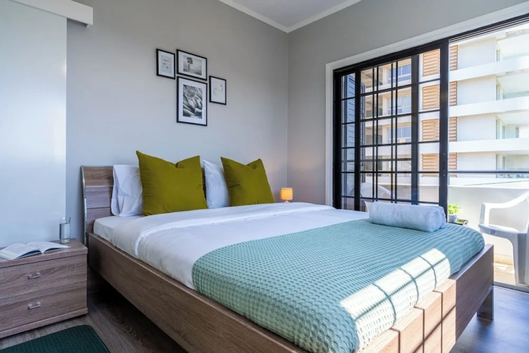 2 Bedrooms Apartment with balcony and with city view
