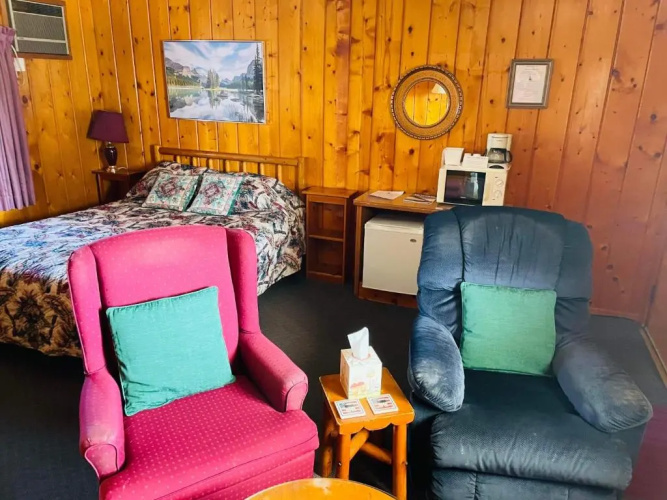 Cedars Motel