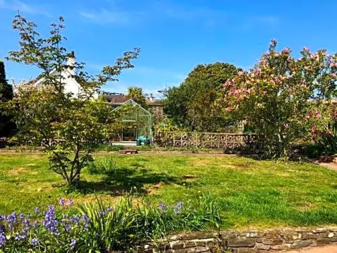 Hartree Guest House
