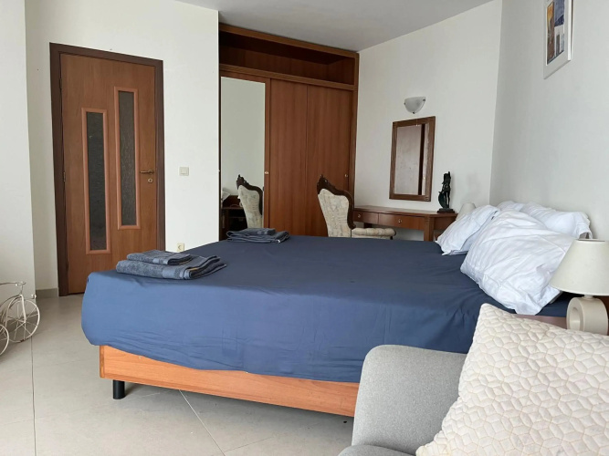 Golf Apartments
