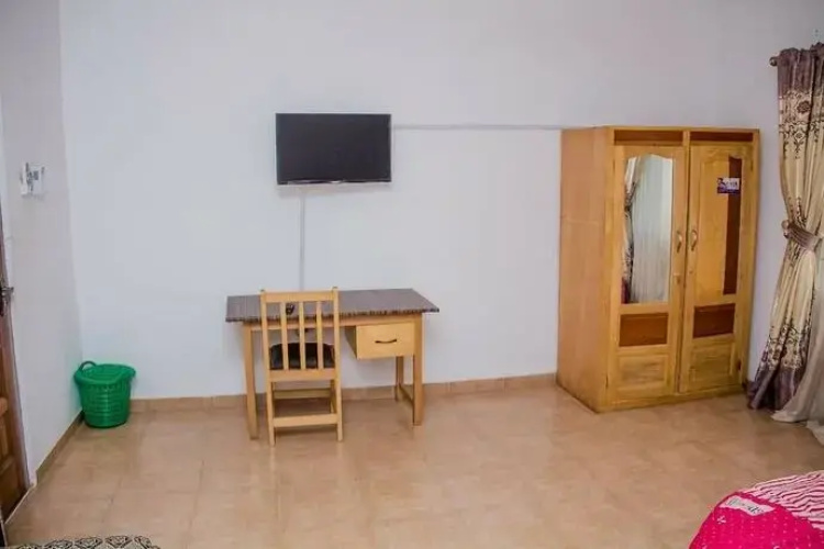 Elizz Guest House