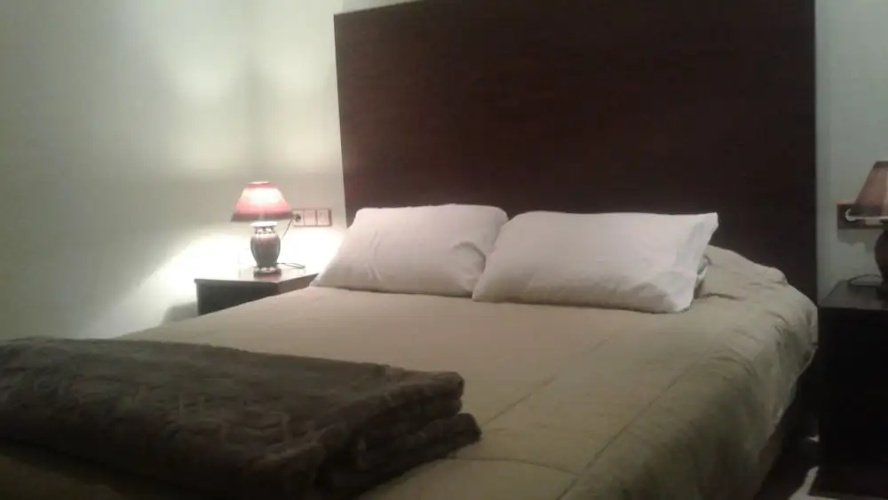 Motel Café Resto La Rocade