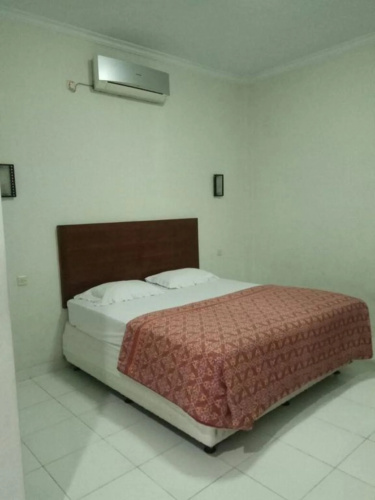Happy Family Hotel