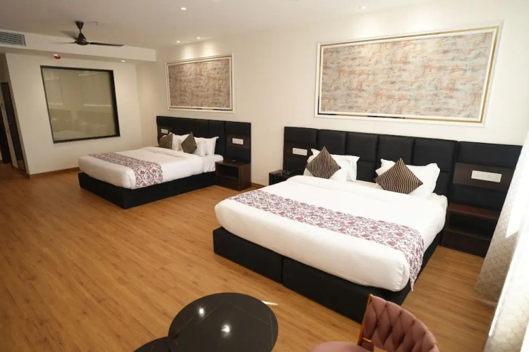 ACR Luxury Hotel