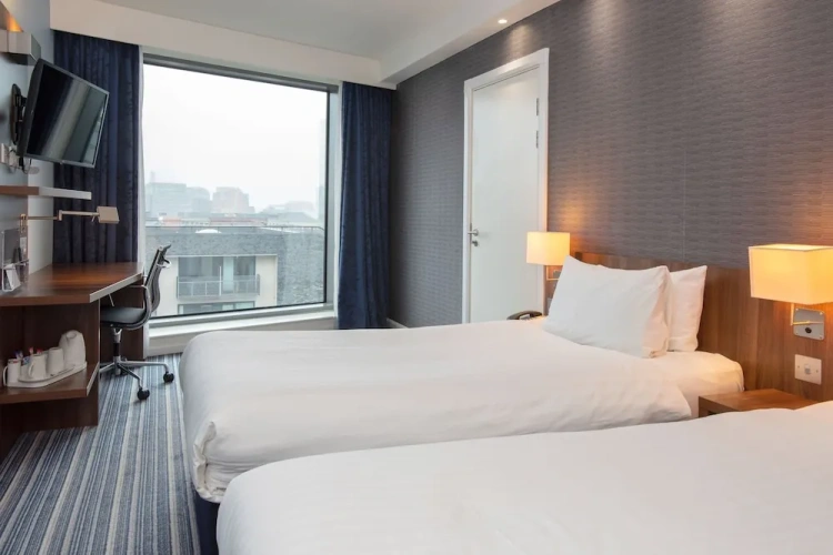 Premium Extra Floor Space Twin room