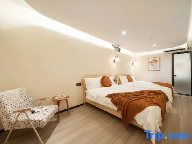 Standard Twin Family room