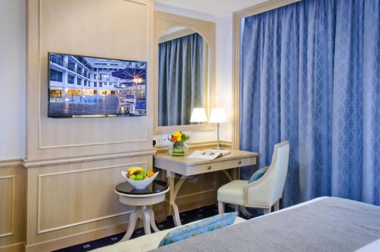 Superior Twin room