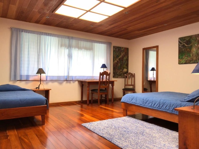 3 Bedrooms Cottage