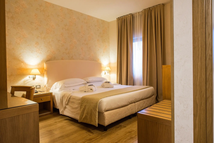 Hotel Touring