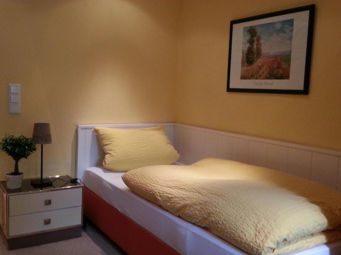 Standard Single room