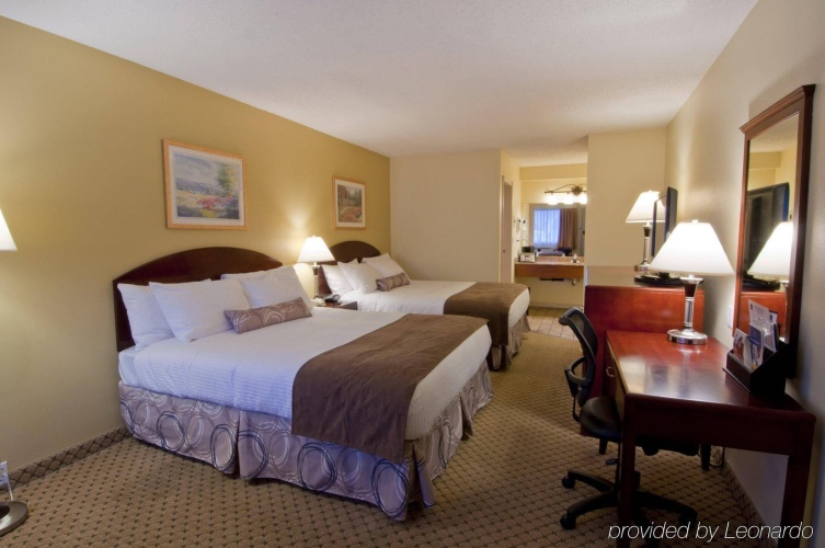 Best Western Plus Burnaby Hotel photo 8