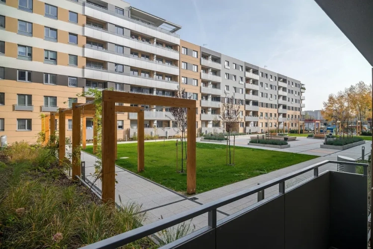 1 Bedroom Double Apartment with balcony and with garden view