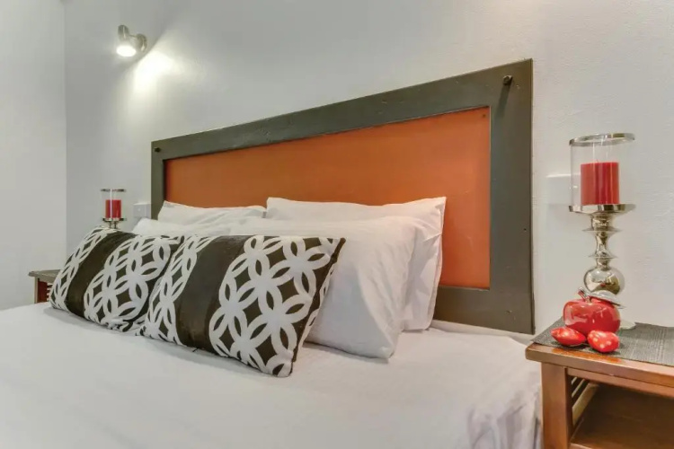 Rockhampton Riverside Central Hotel
