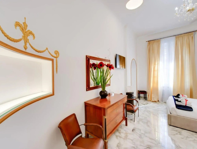 Queen Palace Suites