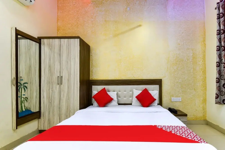 OYO 44607 Glorious Resort