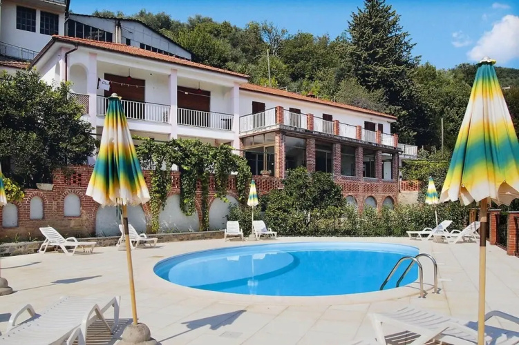 Apartment in Castellaro With Balcony