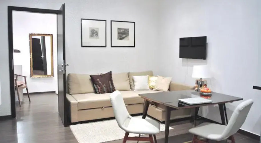 Paulay Design Apartment