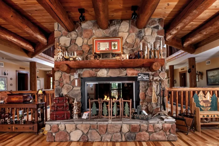 The Lodge at Grant's Trail