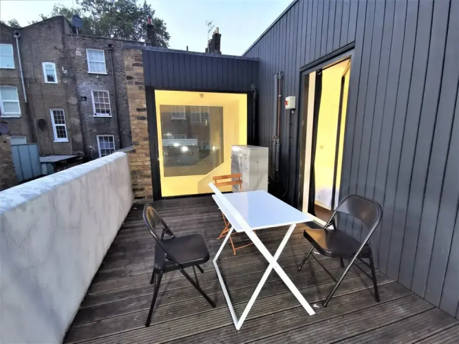 Double Room with Balcony - 3c