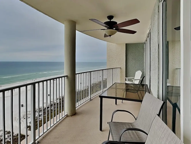 Standard Quadruple room with balcony and with ocean view